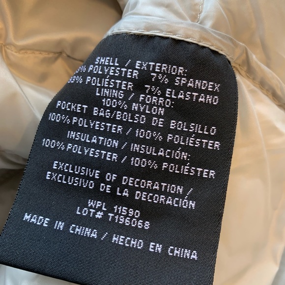 32 Degrees Heat lightweight Hood Puffer Jacket - Picture 5 of 5